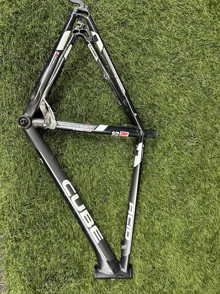 Cube Acid 26 inch mountainbike frame MTB frame maat 20”